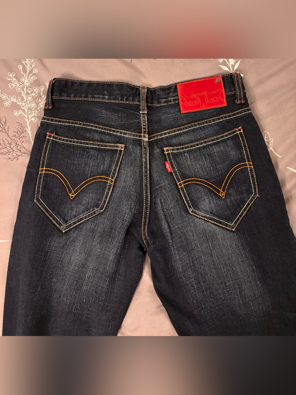 Rare Y2K Vintage Women’s Levi’s 28x29